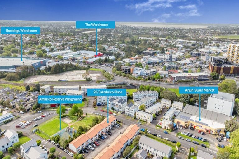 Photo of property in Tuscany Way, 20/3 Ambrico Place, New Lynn, Auckland, 0600