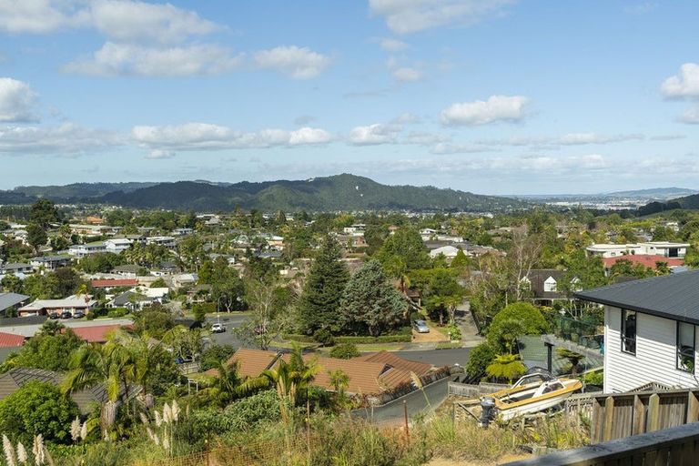 Photo of property in 12 Magnolia Avenue, Te Kamo, Kamo, 0112