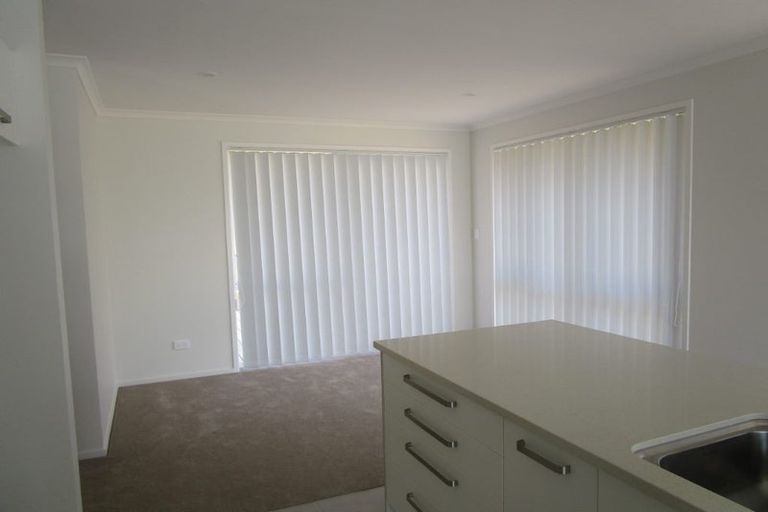 Photo of property in 13 Olivia Road, Pukekohe, 2120