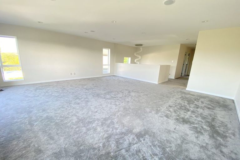 Photo of property in 43 Remuremu Street, Long Bay, Auckland, 0630