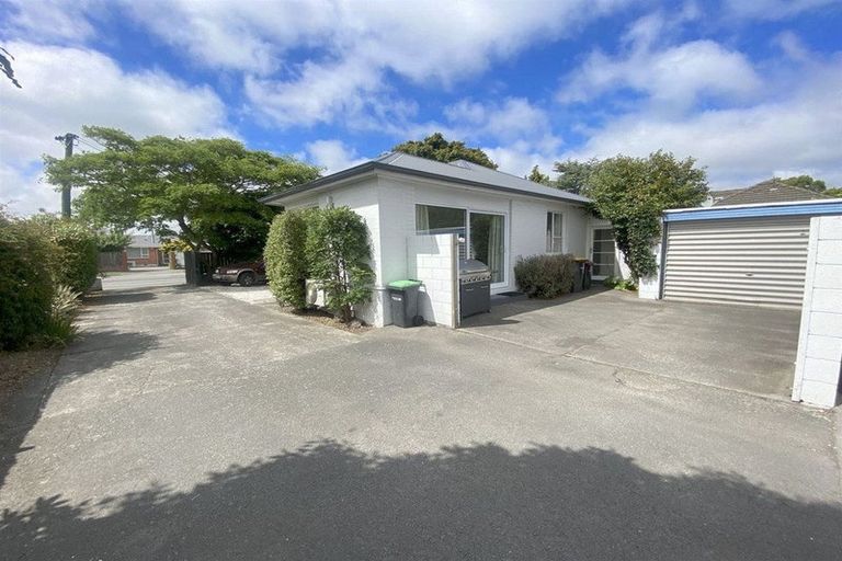 Photo of property in 253 Ilam Road, Ilam, Christchurch, 8041