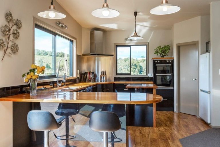 Photo of property in 63a Saxton Road, Upper Vogeltown, New Plymouth, 4371