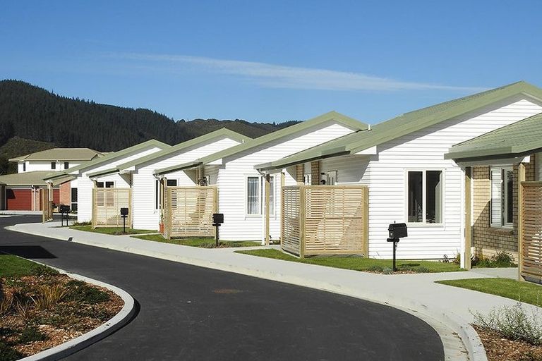 Photo of property in Summerset At The Course, 20 Racecourse Road, Trentham, Upper Hutt, 5018