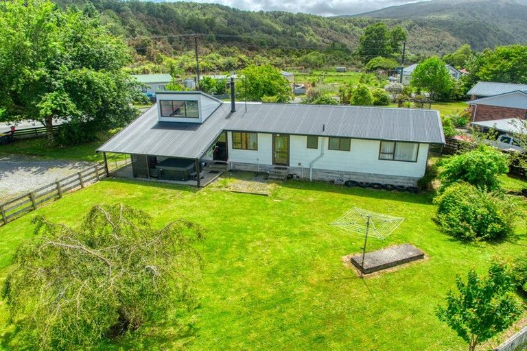 Photo of property in 660 Taylorville Road, Taylorville, Greymouth, 7805