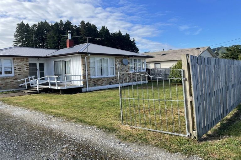 Photo of property in 16 Lawrence Street, Te Kuiti, 3910