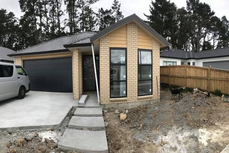 Photo of property in 26 Konoba Avenue, Kumeu, 0810