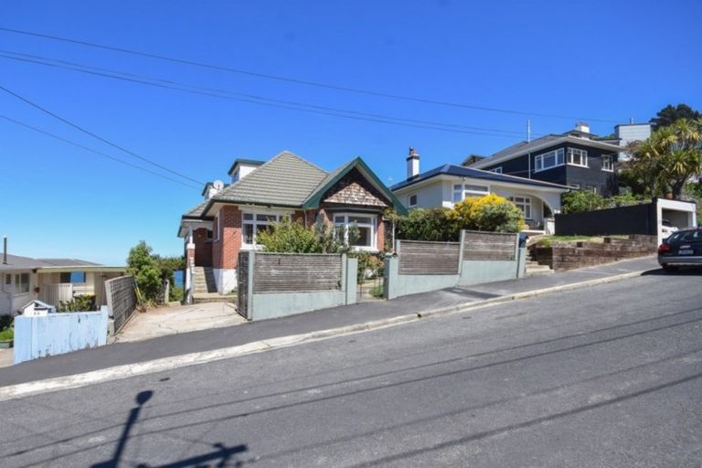 Photo of property in 57 Cliffs Road, Saint Clair, Dunedin, 9012