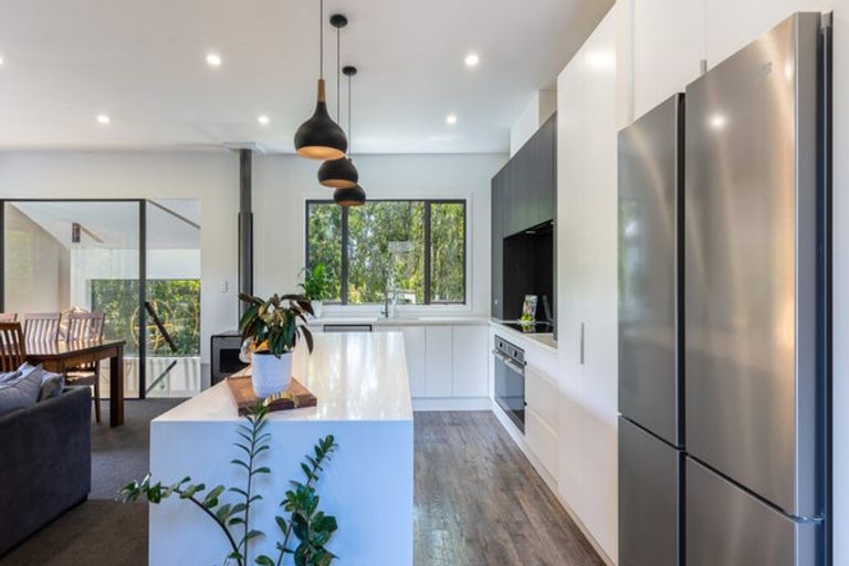 Photo of property in 4a Ryan Grove, Tawa, Wellington, 5028