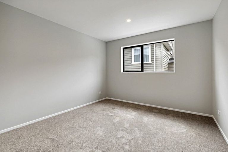 Photo of property in 15 Bela Vista Boulevard, Swanson, Auckland, 0614