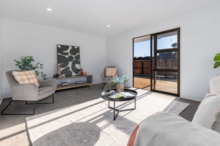 Photo of property in 102 Langdale Avenue, Paraparaumu, 5032