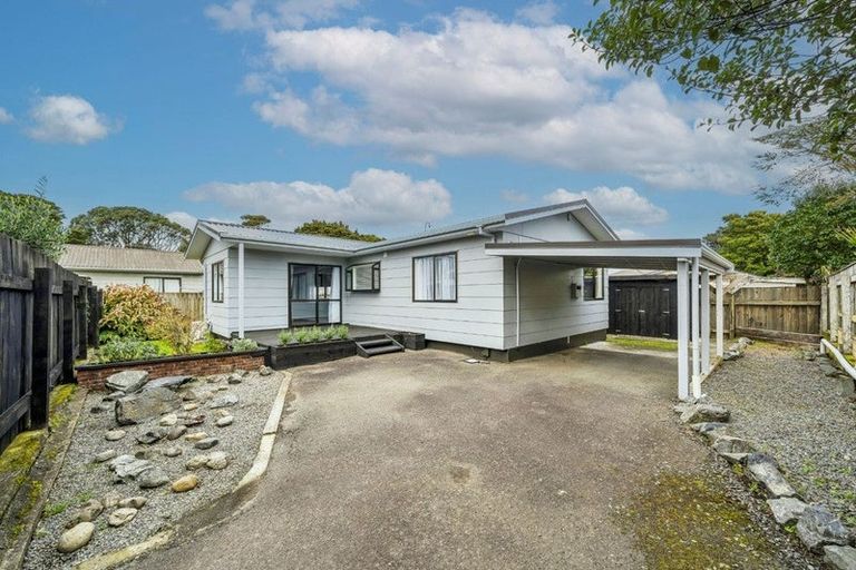 Photo of property in 8a Pukeko Street, Paraparaumu, 5032