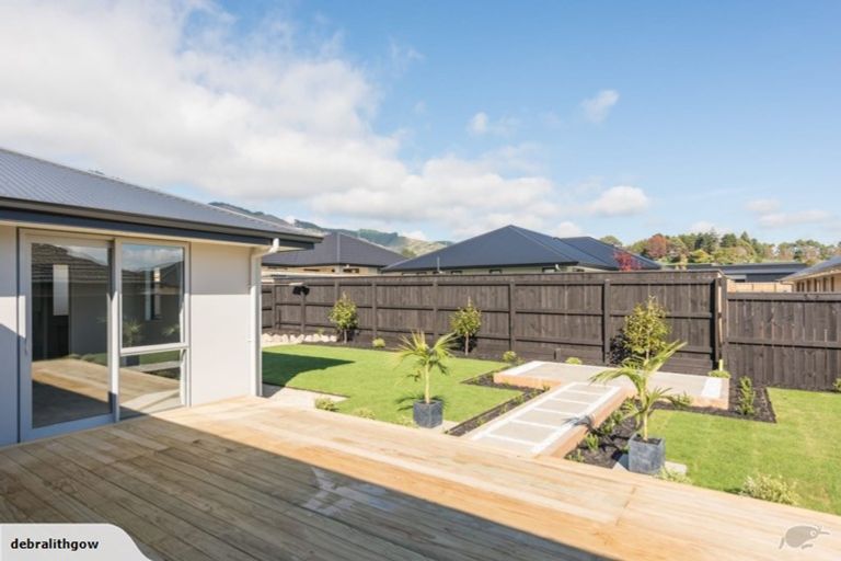 Photo of property in 18 Hart Road, Hauraki, Auckland, 0622