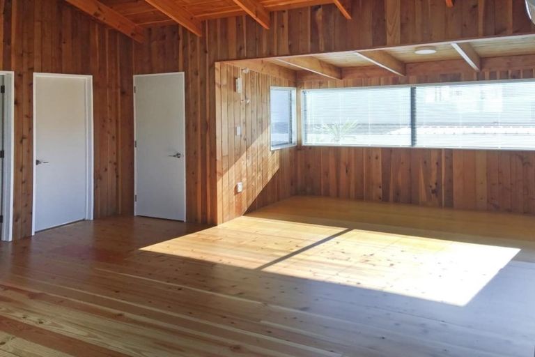 Photo of property in 1/8 Meeanee Quay, Westshore, Napier, 4110