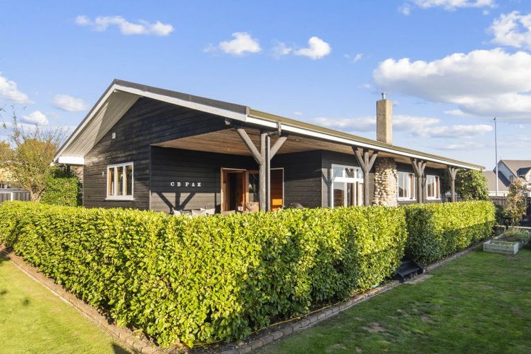 Photo of property in 23 Cobb Place, Otaki, 5512
