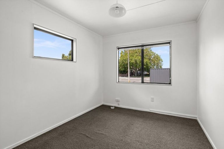 Photo of property in 1210 Howard Street, Parkvale, Hastings, 4122