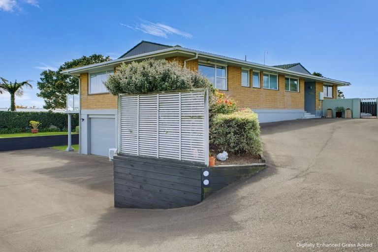 Photo of property in 28a Doralto Road, Frankleigh Park, New Plymouth, 4310