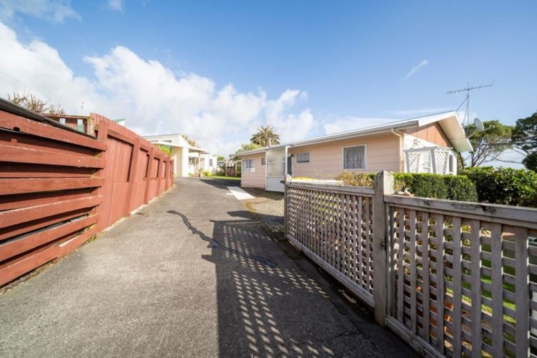 Photo of property in 3/166 Ngamotu Road, Spotswood, New Plymouth, 4310