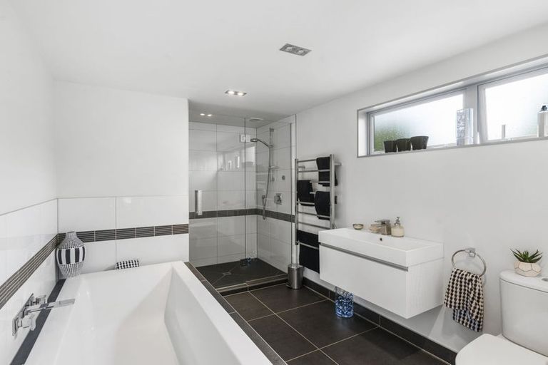 Photo of property in 44 Valecrest Avenue, Parklands, Christchurch, 8083
