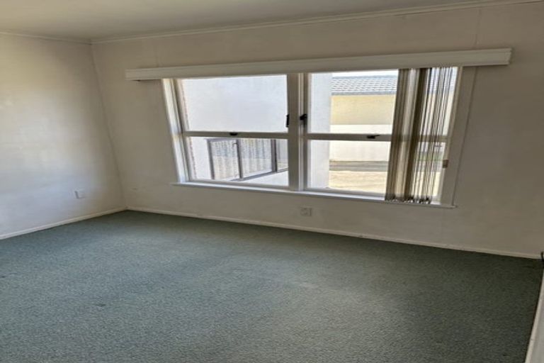 Photo of property in 1/8 Craig Road, Milford, Auckland, 0620