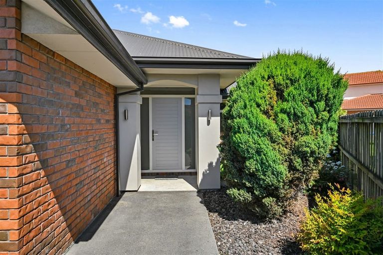 Photo of property in 15 Saint Thomas Place, Woolston, Christchurch, 8062