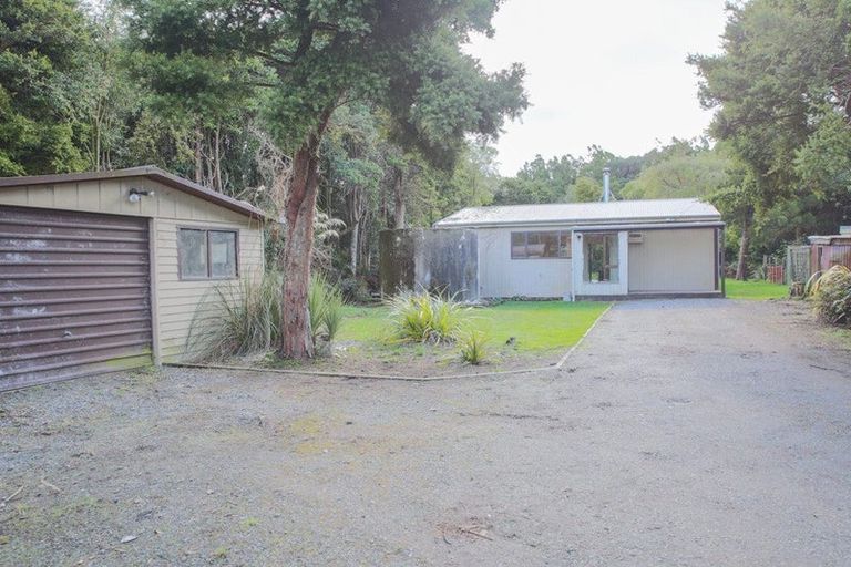 Photo of property in 26 Watt Road, Otatara, Invercargill, 9879