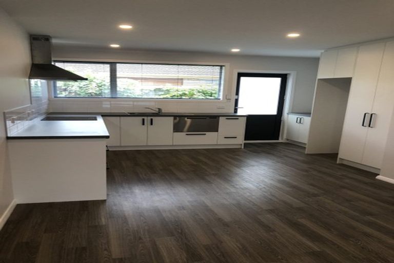 Photo of property in 2/5 Percival Street, Sydenham, Christchurch, 8023