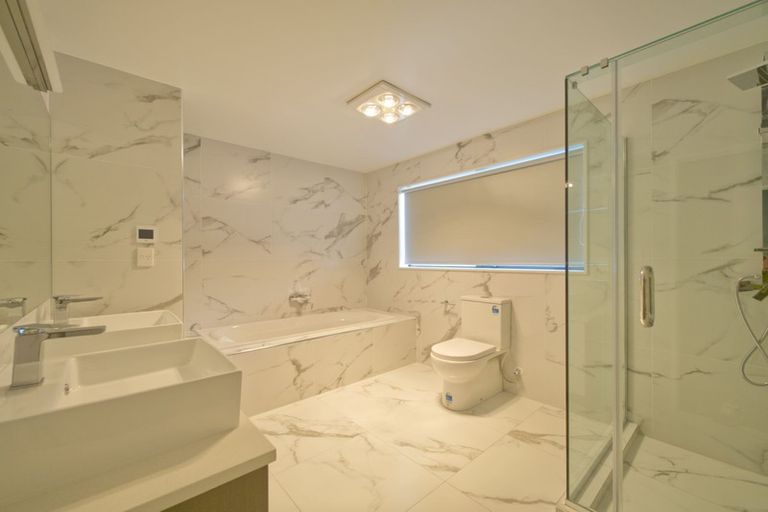 Photo of property in 1 Vazey Way, Hobsonville, Auckland, 0618