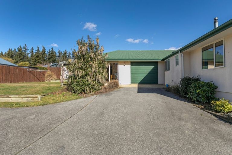 Photo of property in 7 Kings Drive, Wanaka, 9305