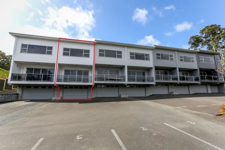 Photo of property in The Strand, 7/16 Ronald Street, Strandon, New Plymouth, 4312