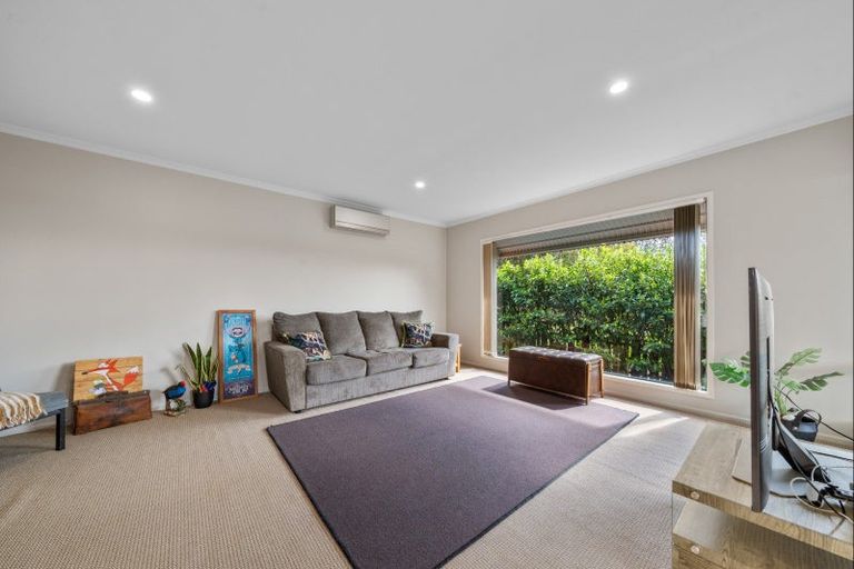 Photo of property in 537 Richmond Road, Lepperton, New Plymouth, 4373