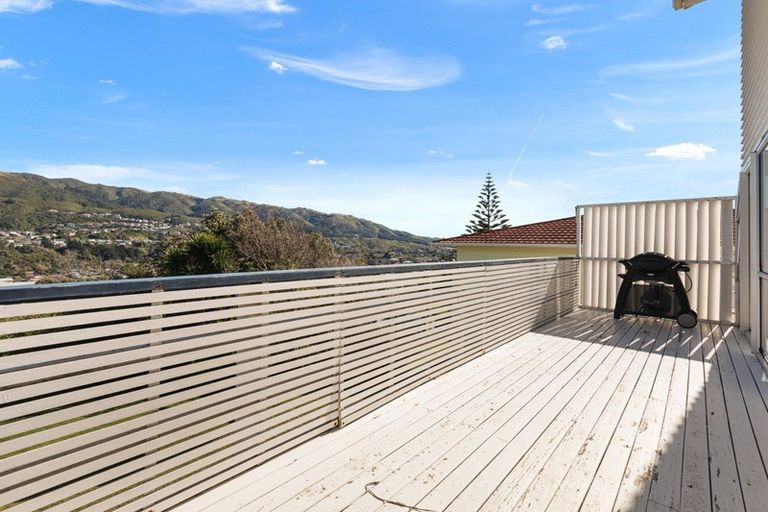 Photo of property in 12 Lupin Terrace, Tawa, Wellington, 5028