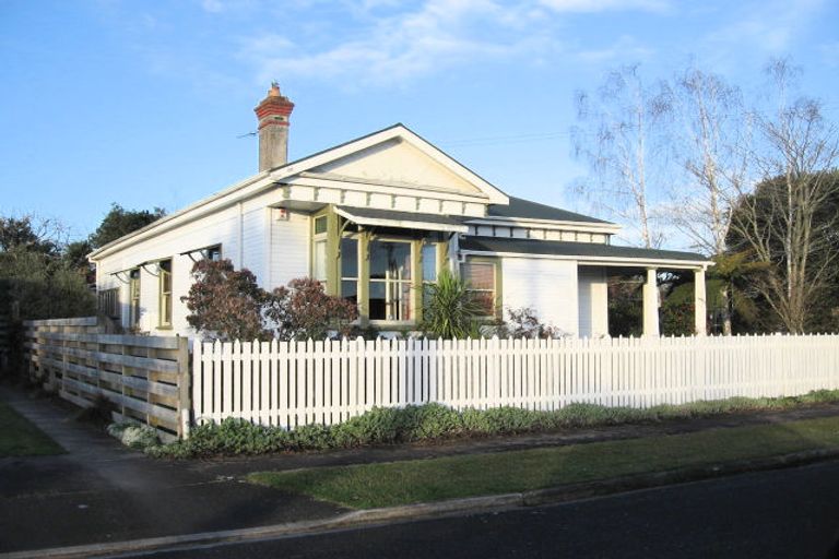 Photo of property in 12 Saint Olpherts Avenue, Hamilton East, Hamilton, 3216