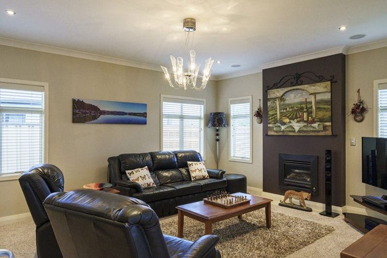 Photo of property in 33 Pinotage Drive, Greenmeadows, Napier, 4112