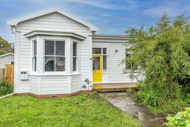 Photo of property in 15 Kelvin Street, Aramoho, Whanganui, 4500