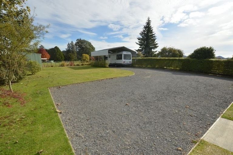 Photo of property in 160 Golf Road, Taumarunui, 3920