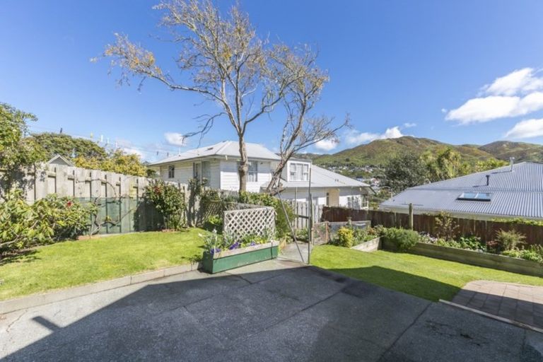 Photo of property in 4 Aplin Terrace, Ngaio, Wellington, 6035