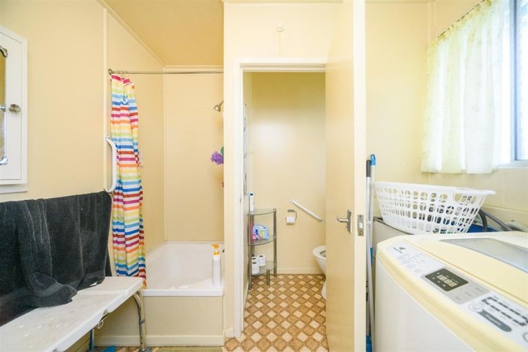 Photo of property in 1/24 Blackwell Street, Marton, 4710