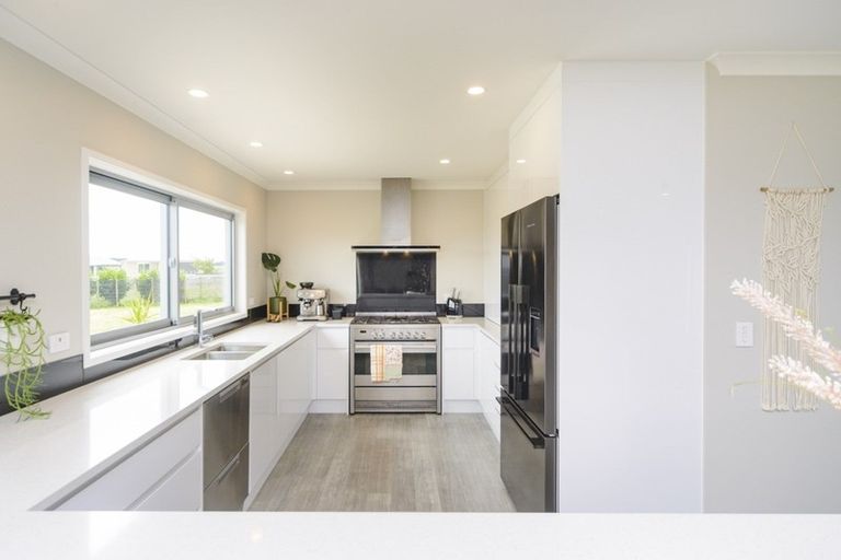 Photo of property in 15 Highland View Drive, Tokomaru, Palmerston North, 4474