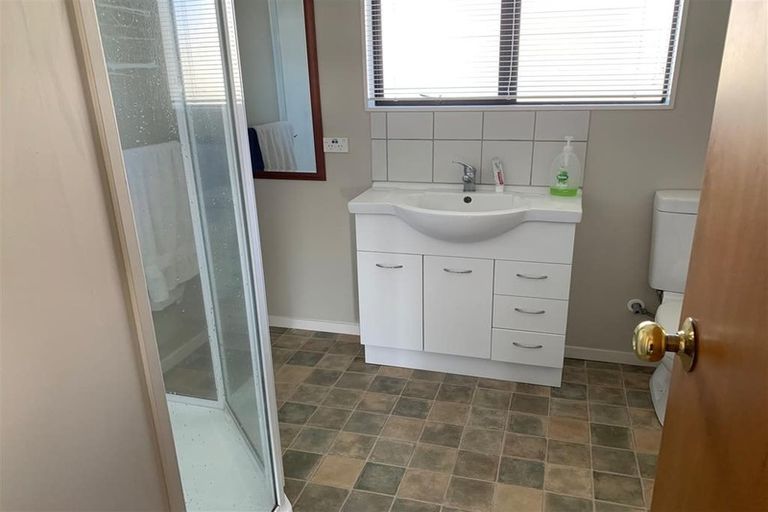 Photo of property in 29 Snells Beach Road, Snells Beach, 0920