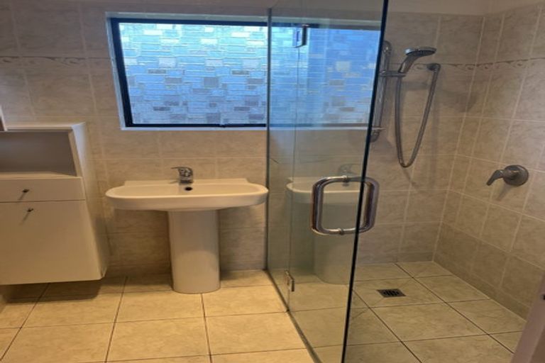 Photo of property in 1/69 West Street, Pukekohe, 2120