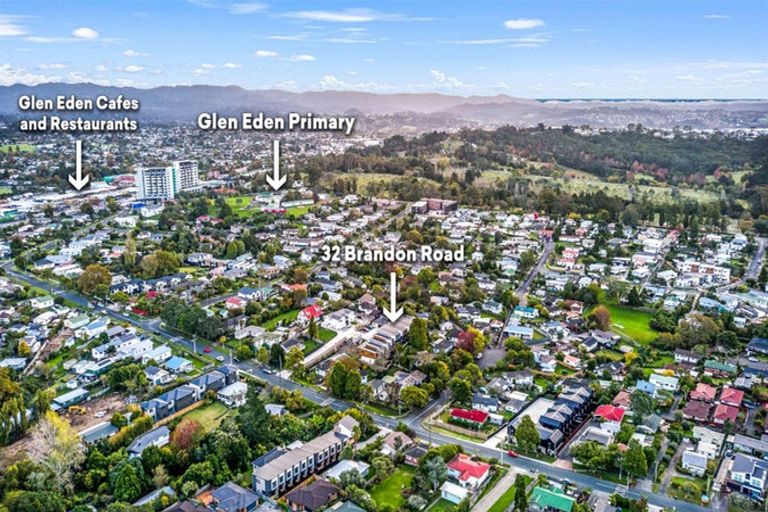 Photo of property in 3/32 Brandon Road, Glen Eden, Auckland, 0602