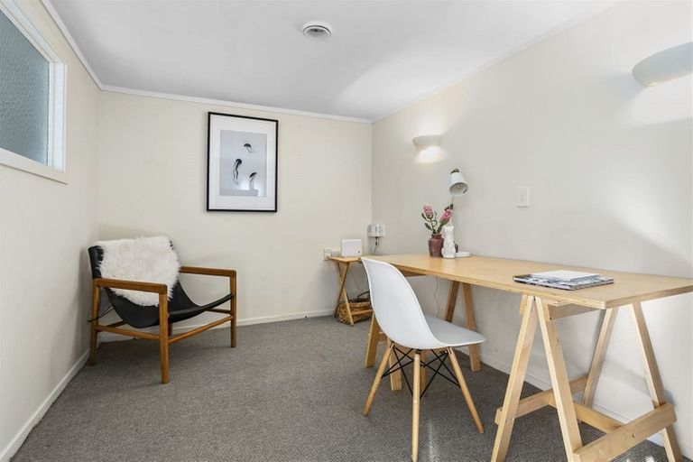 Photo of property in 55 Rawene Road, Birkenhead, Auckland, 0626