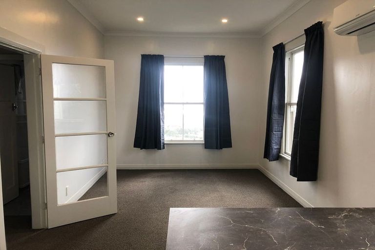 Photo of property in 21 Disley Street, Highbury, Wellington, 6012