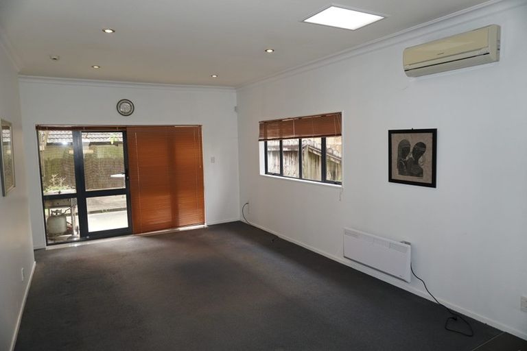 Photo of property in 404a East Tamaki Road, East Tamaki, Auckland, 2013