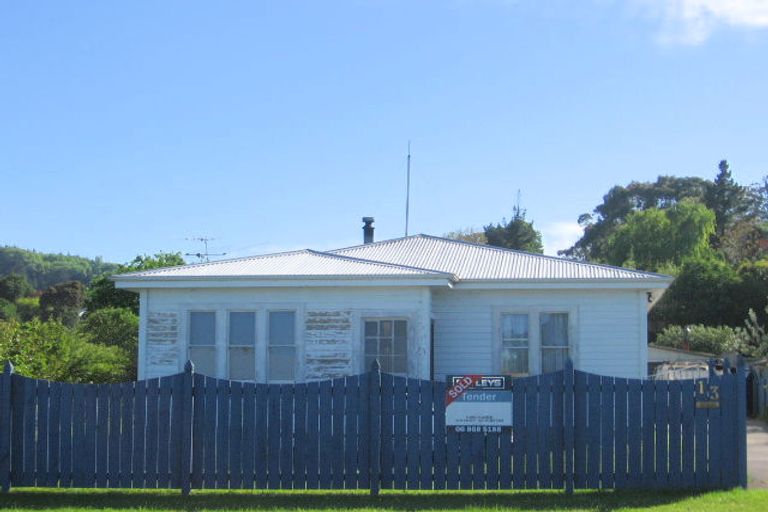 Photo of property in 13 Gordon Street, Mangapapa, Gisborne, 4010