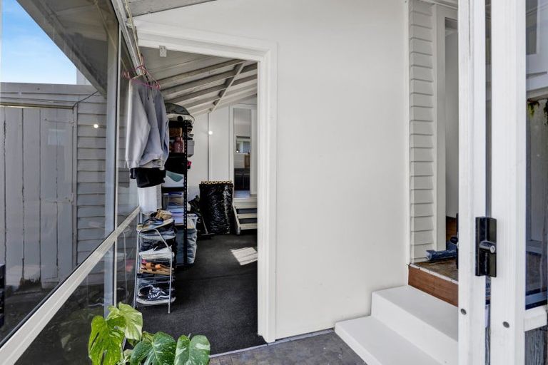 Photo of property in 63 Brois Street, Frankleigh Park, New Plymouth, 4310