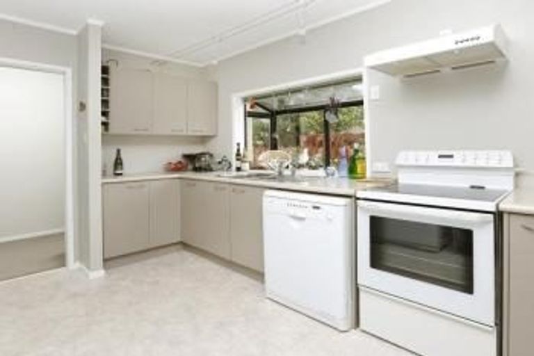Photo of property in 25 Tamatea Drive, Snells Beach, 0920