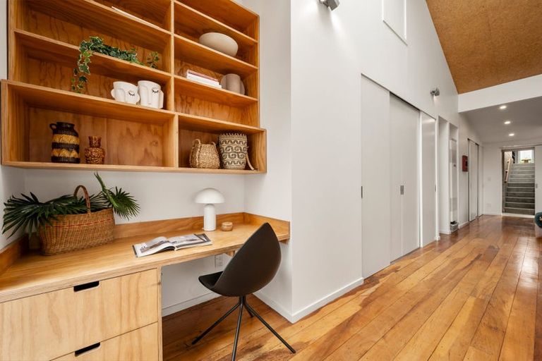 Photo of property in 2 Balmoral Terrace, Newtown, Wellington, 6021