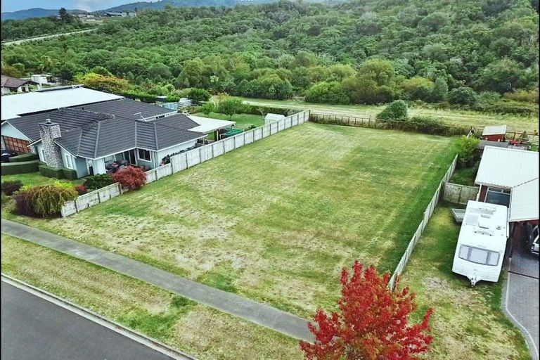 Photo of property in 35 Pukeko Way, Kinloch, Taupo, 3377