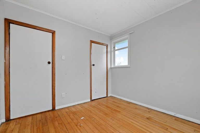 Photo of property in 30 Paddington Street, Northcote, Christchurch, 8052
